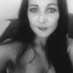 Meet your Posher, Monique